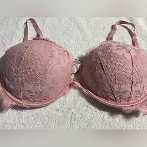 NWOT Dream angel push up Victoria’s secret Lace Pink Bra